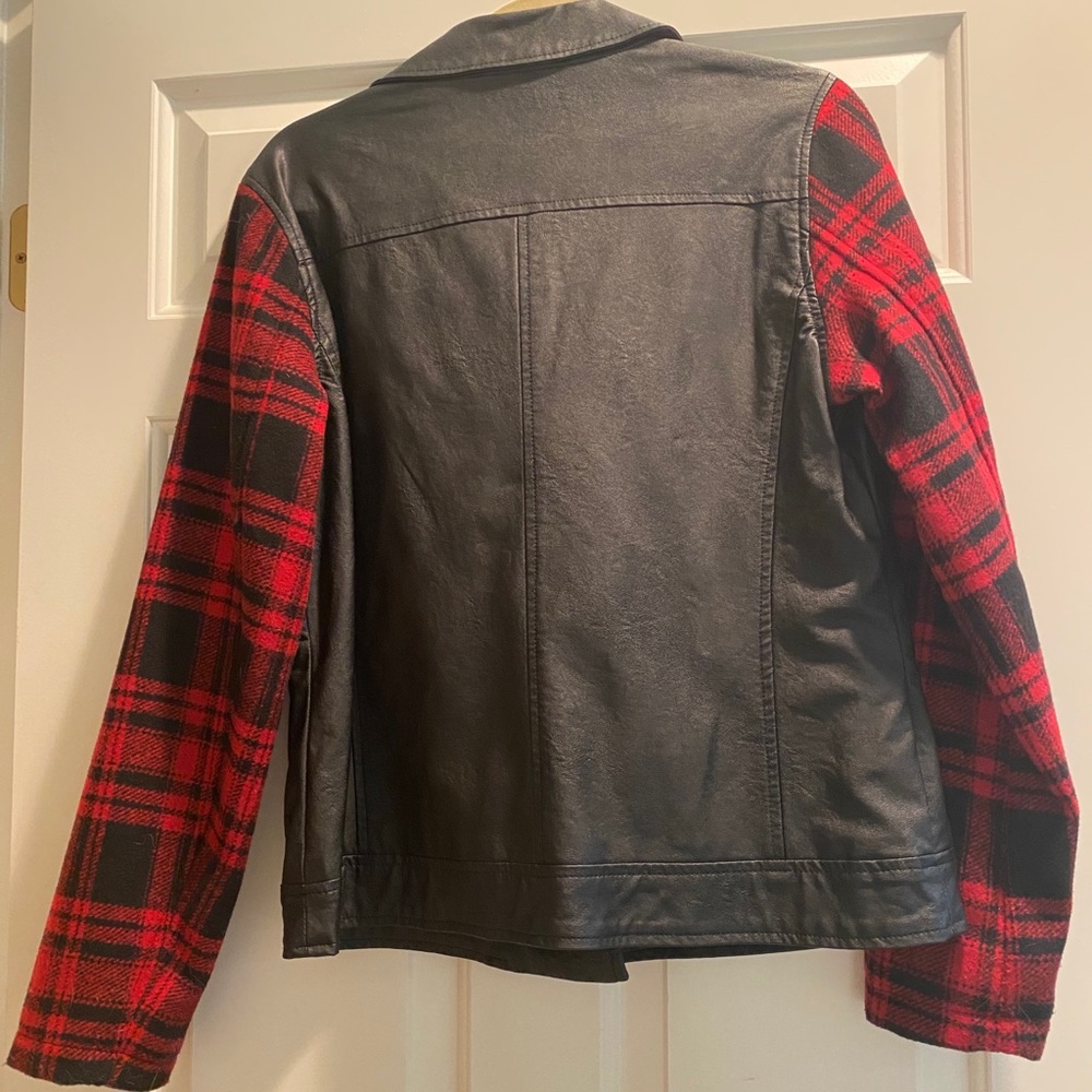 Women’s Jacket Sz M